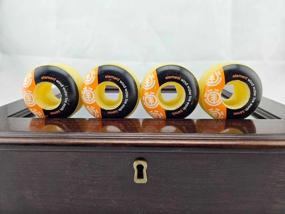 Element Section 54mm Skateboard Wheels - photo 2