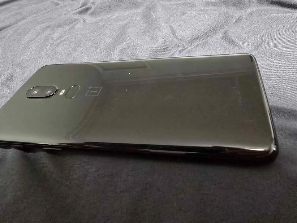 OnePlus 6 - photo 3