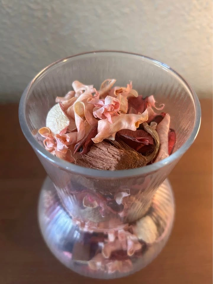 IKEA PÅDRAG Vase with Pink Potpourri – Decorative Accent - photo 3