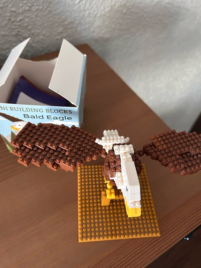 Mini Building Blocks: Bald Eagle Set (207 Pieces) - photo 2