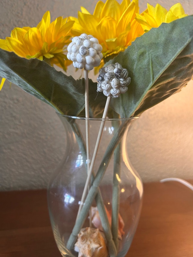 Artificial Sunflower Arrangement with Glass Vase - photo 3