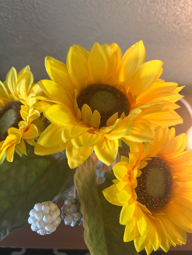 Artificial Sunflower Arrangement with Glass Vase - photo 4