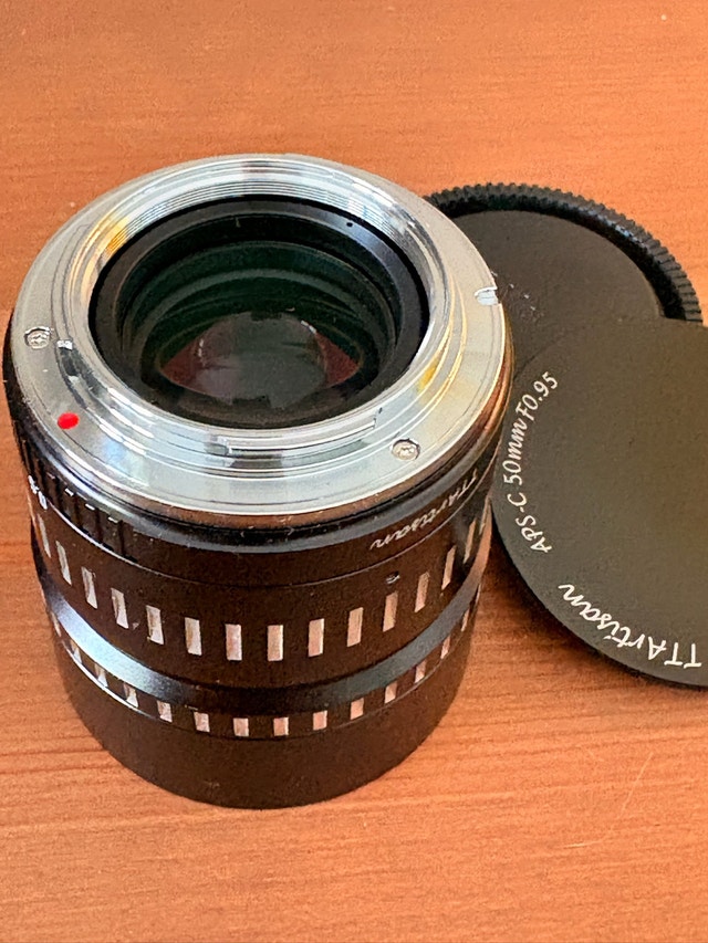 TTArtisan 50mm F0.95 APS-C Manual Lens (Sony E-Mount)