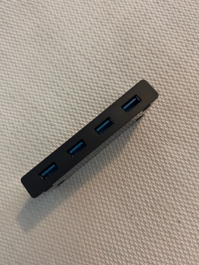 Ugreen USB3 Sharing Switch - 2 Computers, 4 Ports - photo 2