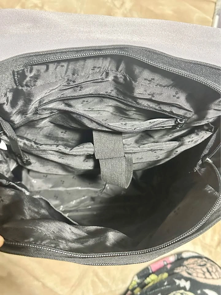 MAH backpack black gray 17L - photo 5