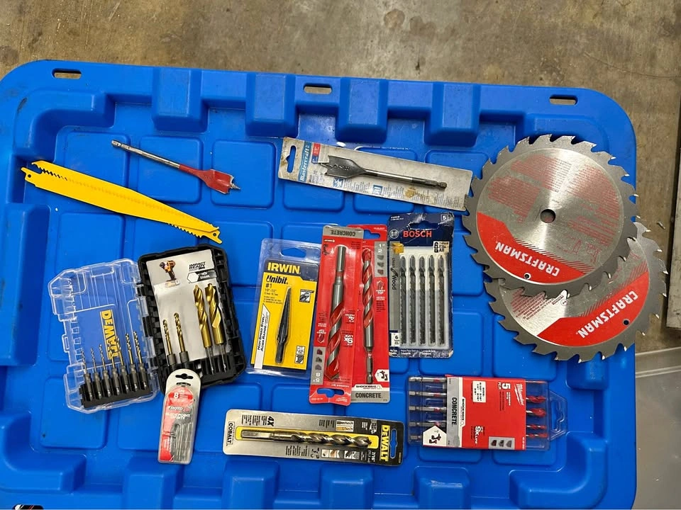 Drill Bits, Saw Blades & Accessories Bundle