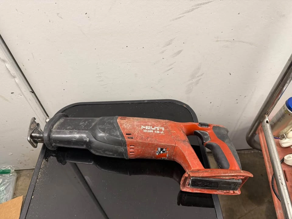 Hilti TE 6-A22 Rotary Hammer + WSR 18-A Saw (Tool Only) - photo 2