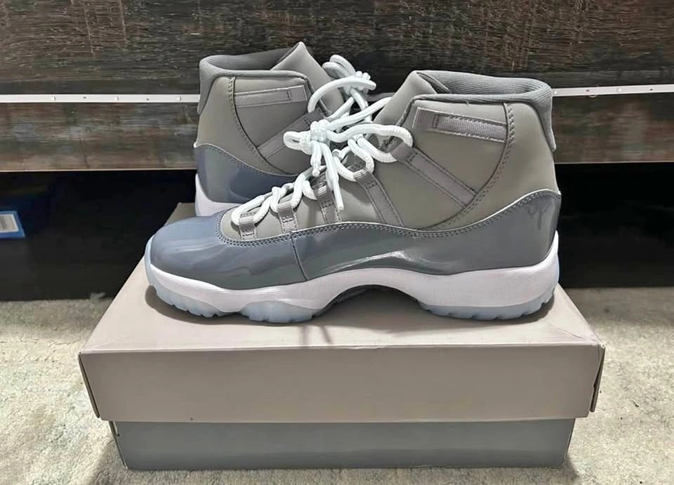 Jordan 11 Cool Grey