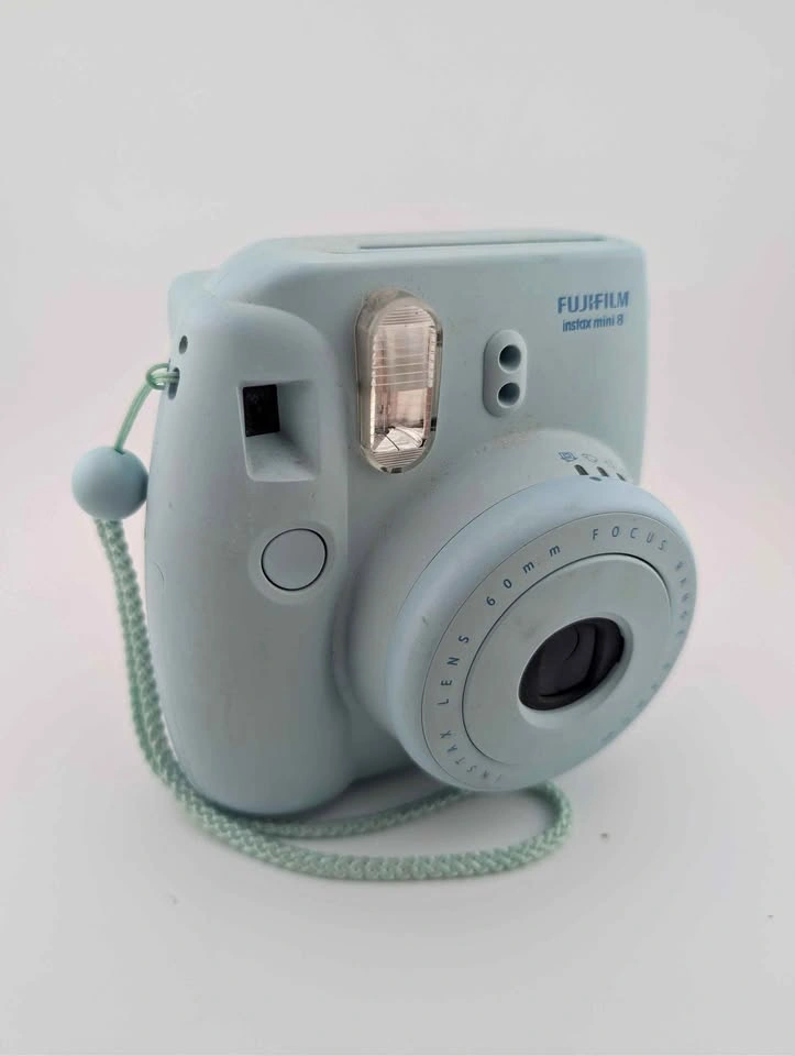 Fuji Insta max 8 Polaroid Camera