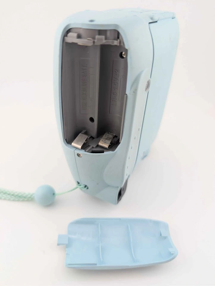 Fuji Insta max 8 Polaroid Camera - photo 4