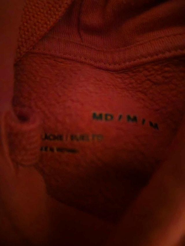 Red Under Armour hoodie - photo 2