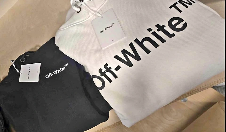 Off-White Hoodies (Large in White Color) 🔥