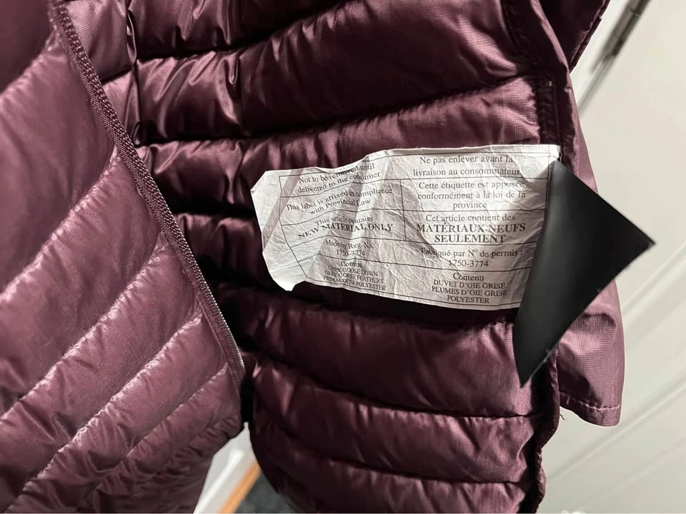 Lululemon Goose Down Parka - Maroon (Brave the Cold) Size 4 - photo 4