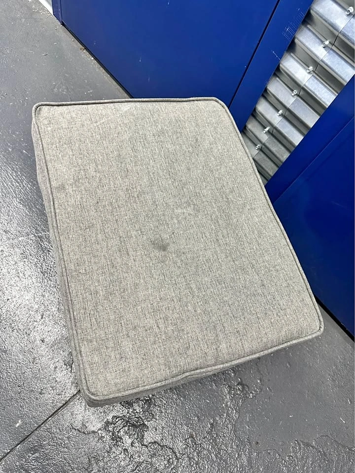 Free Storage Ottoman