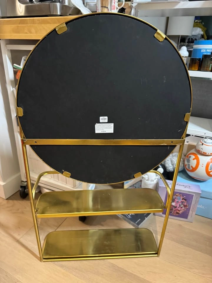 GOOD CONDITION - Brass Hallway Mirror 20 W x 36 H - photo 2