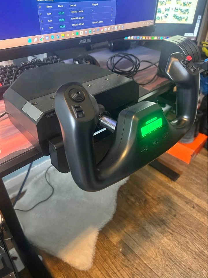 Logitech Yoke + Throttle
