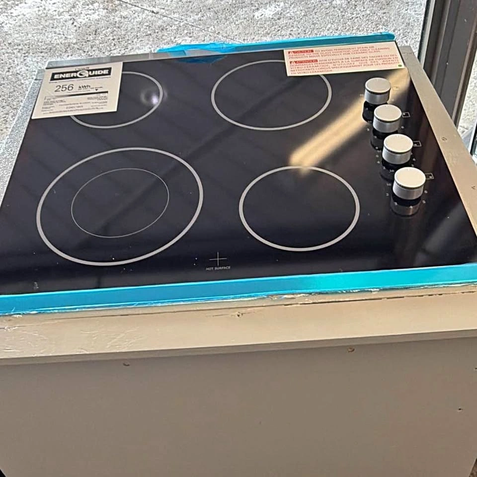Electrolux 24" Convection Oven + Electric Cooktop Bundle