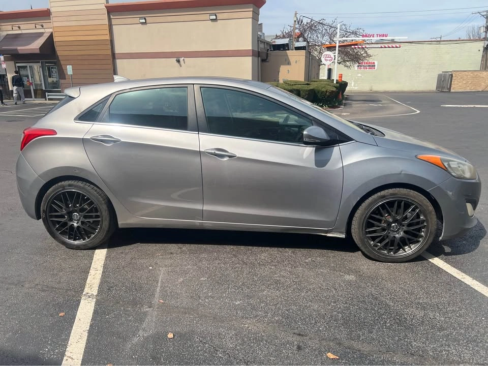 2014 Hyundai Elantra GT Sport Hatchback 4D - photo 3