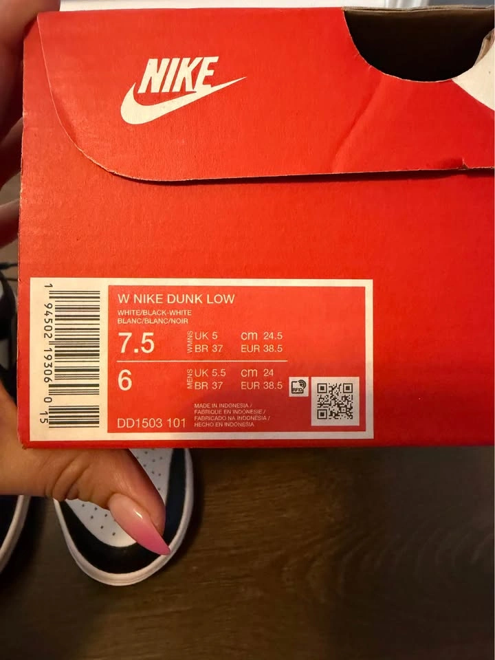 Nike Dunks Pandas - photo 4