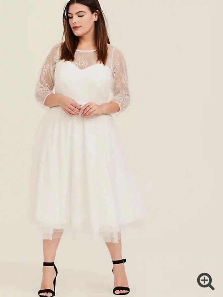 Torrid Wedding Dress NEW WITH TAGS - photo 4