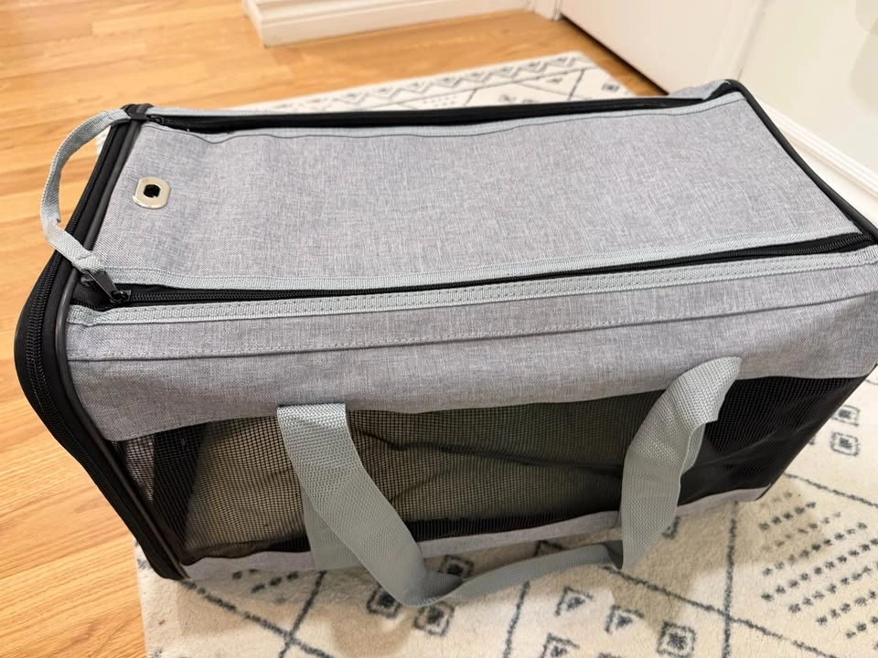 Gray Soft-Sided Pet Carrier with Mesh Windows - photo 2