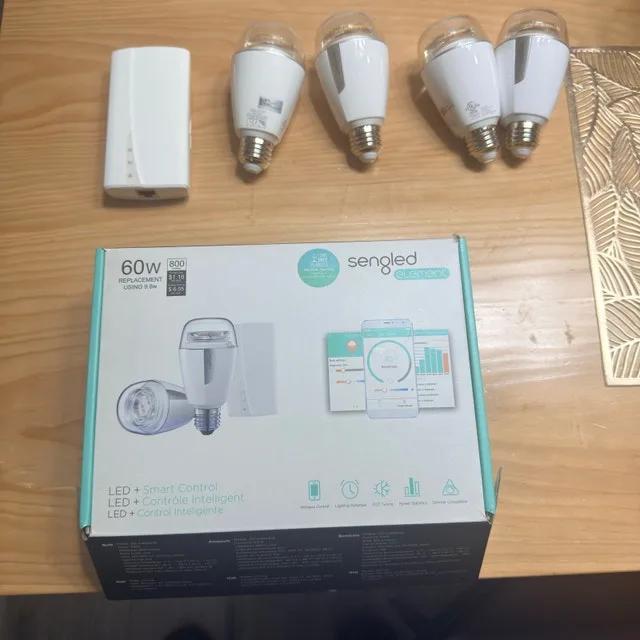 Sengled Smart LED Tunable White A19 Starter Kit