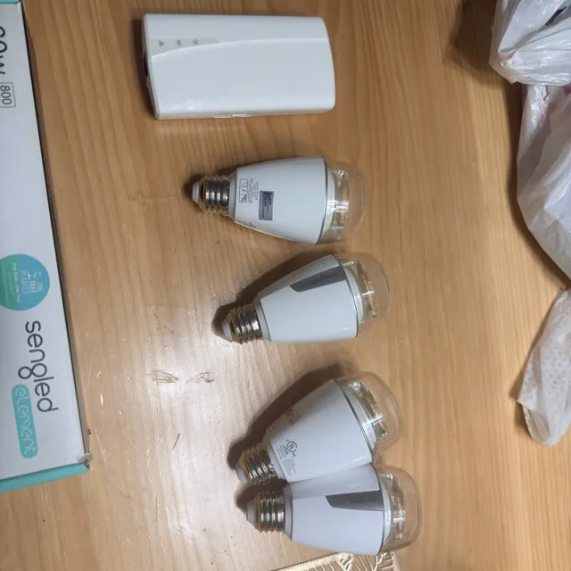 Sengled Smart LED Tunable White A19 Starter Kit - photo 2