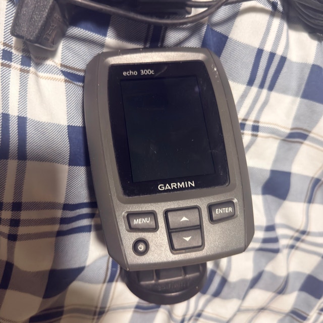 Garmin Echo 300c Fish Finder compleat