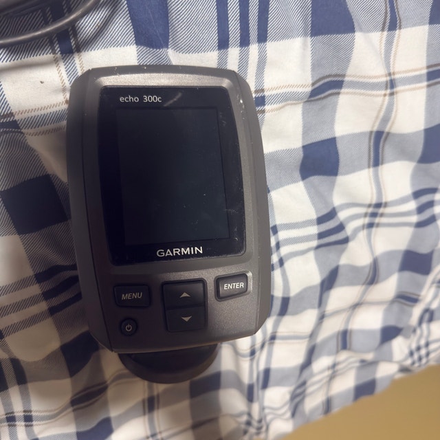 Garmin Echo 300c Fish Finder compleat - photo 2