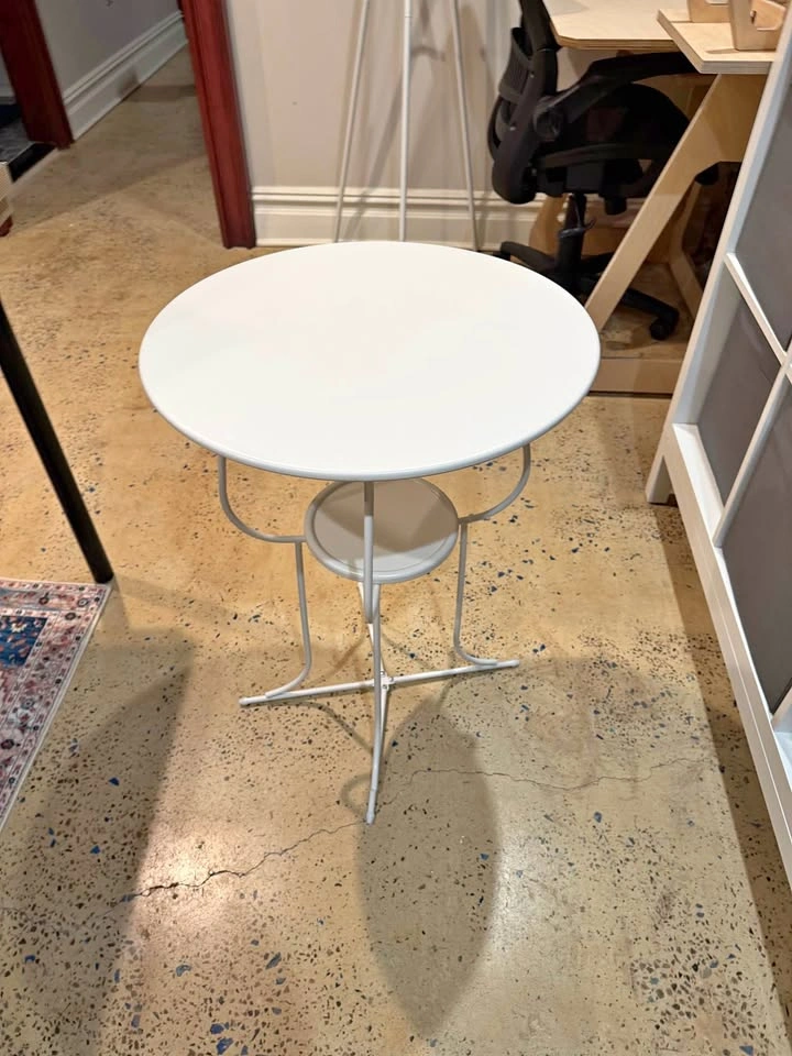IKEA LÄCKÖ White Round Outdoor/Patio Table