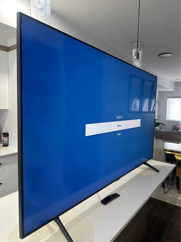 70-inch Samsung Smart TV – Like New - photo 2