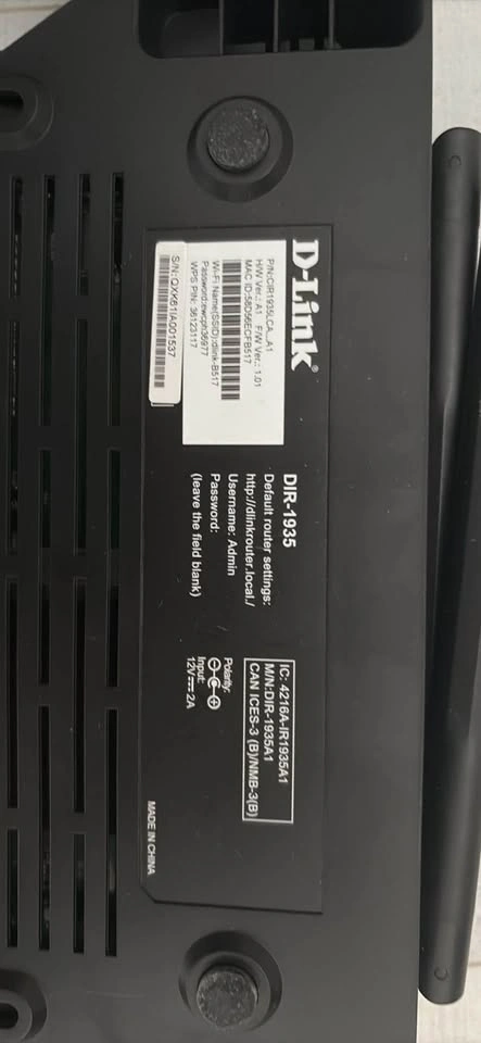 D-Link DIR-1935 Router - photo 2