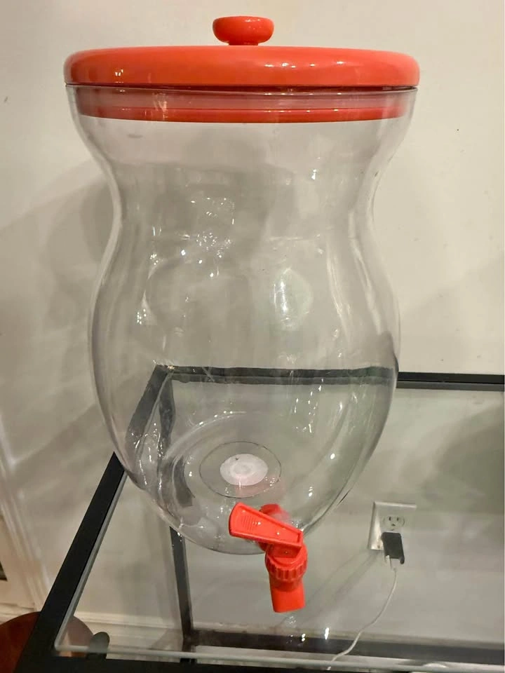 Beverage Dispenser with Spigot – $10