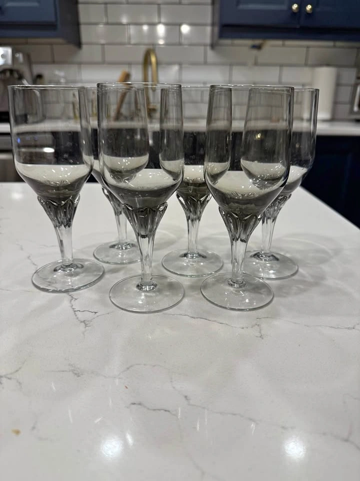 Set of 6 Vintage-Style Port / Dessert Wine Glasses (Small)