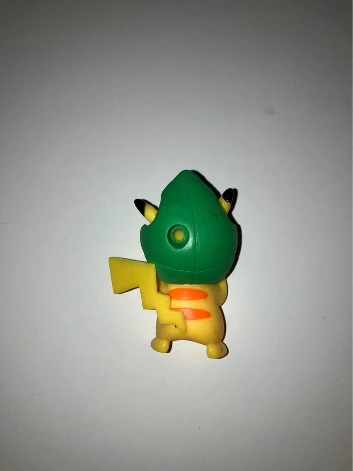 1990s TOMY Pikachu Pokemon Mini Figure - photo 2