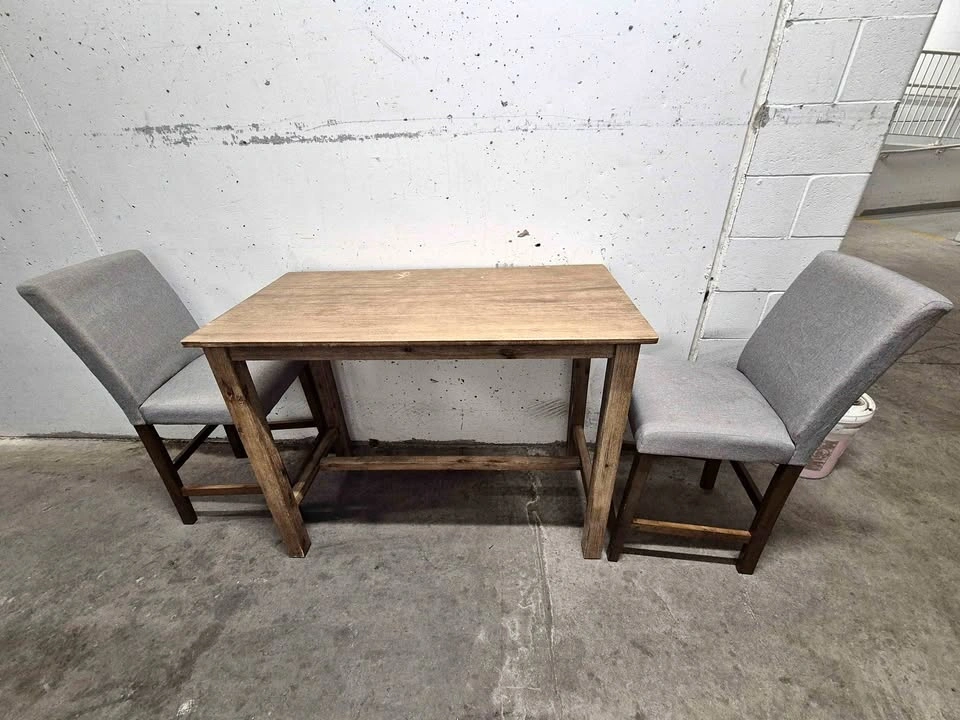 Boraam Sonoma Pub Table with 2 Chairs