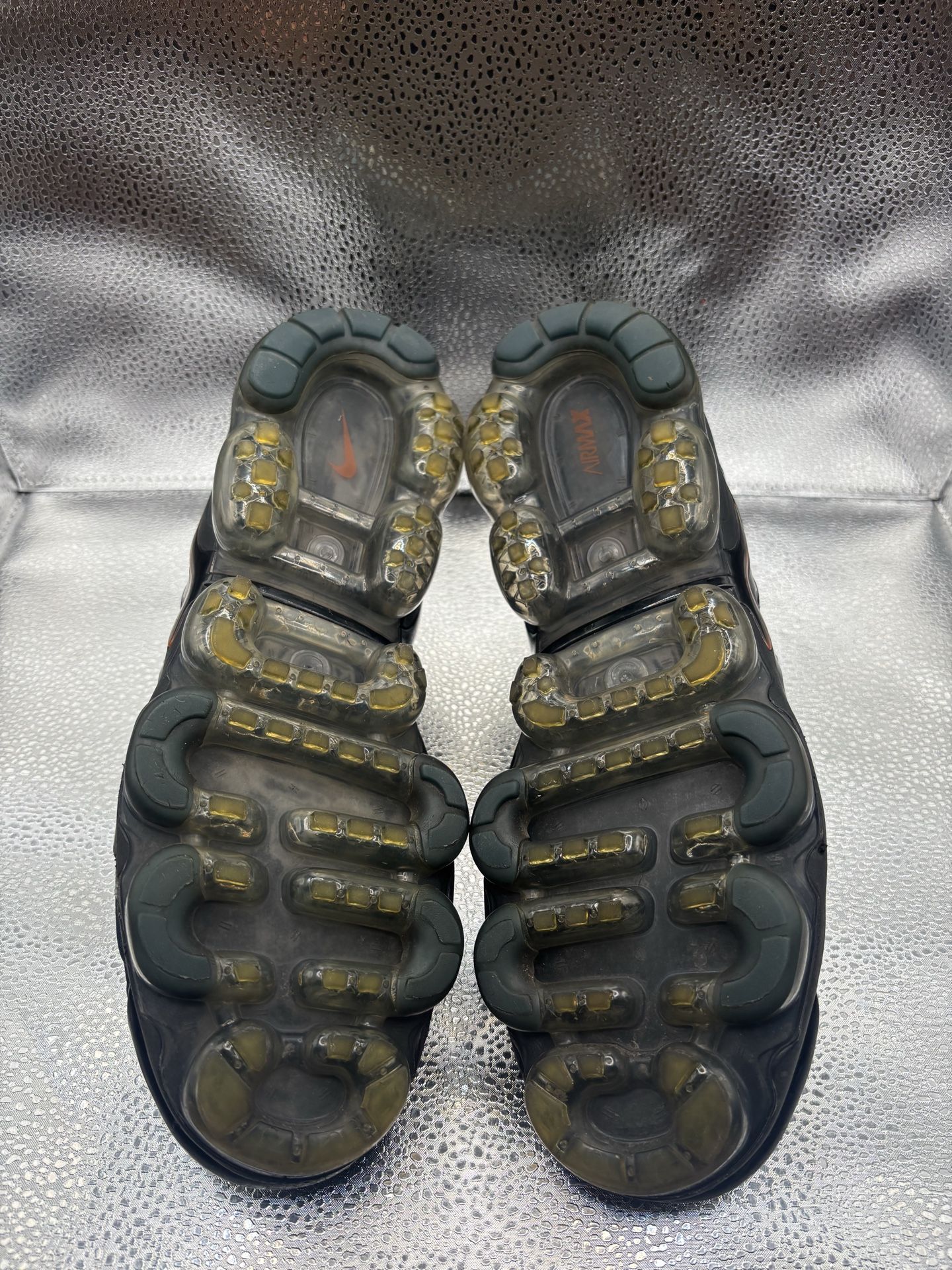Nike Air VaporMax Plus Knicks Size 10 Men's - photo 3