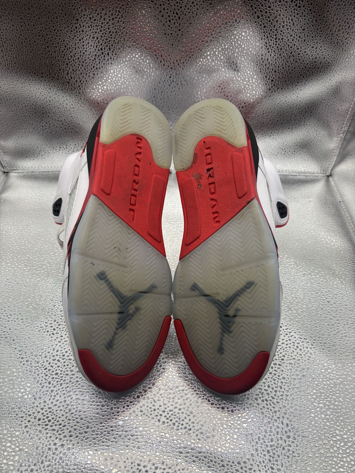 Air Jordan 5 Fire Red 2025 GS - photo 3