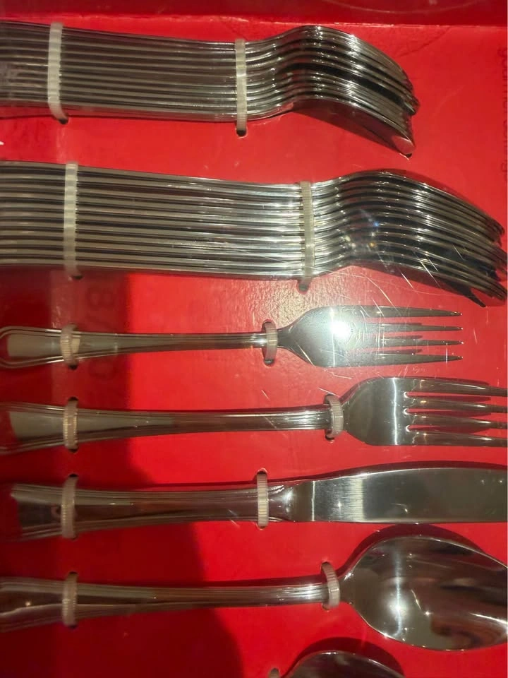 60-Piece Stainless Steel Cutlery Set (Service for 12) - photo 5