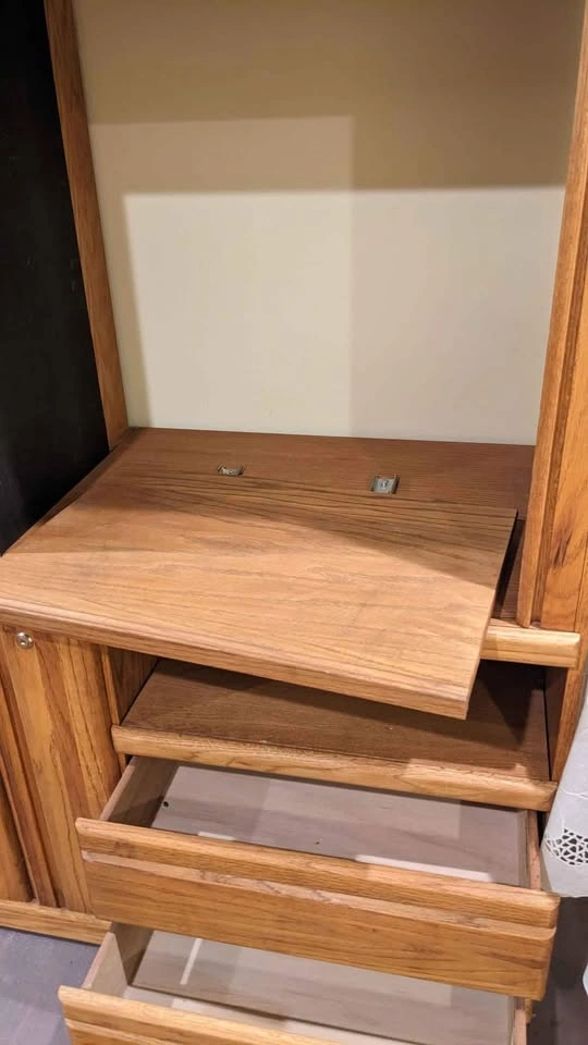 Solid Oak Entertainment Cabinet - photo 3