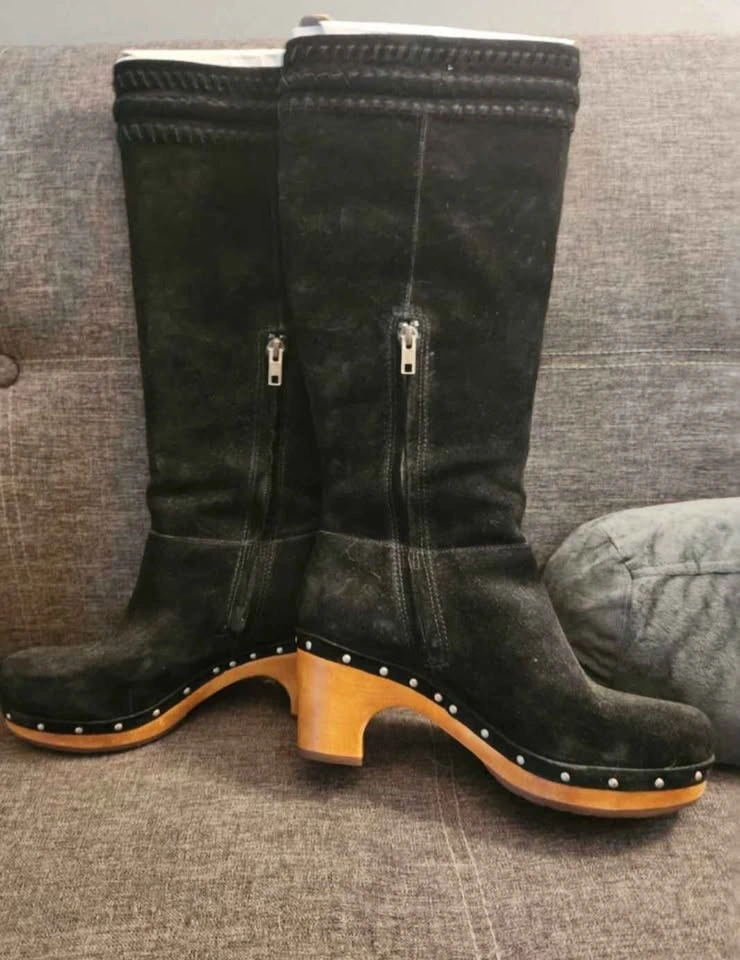 NEW UGG Australia Rosabella Boots - Wood Heel - Size 7 (Fits Sma - photo 2