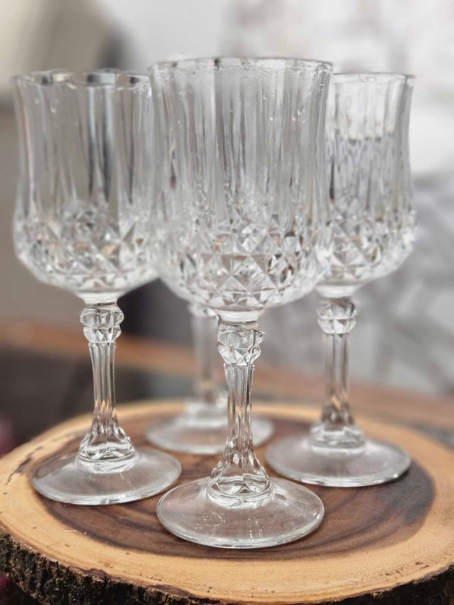 Set of 4 Cordial Glasses – New, Never Used