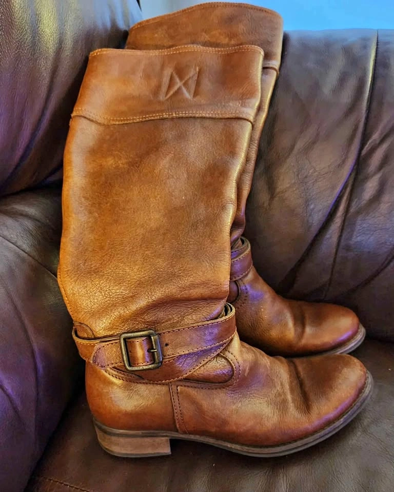 Aldo Cognac Brown Leather Boots - Size 6