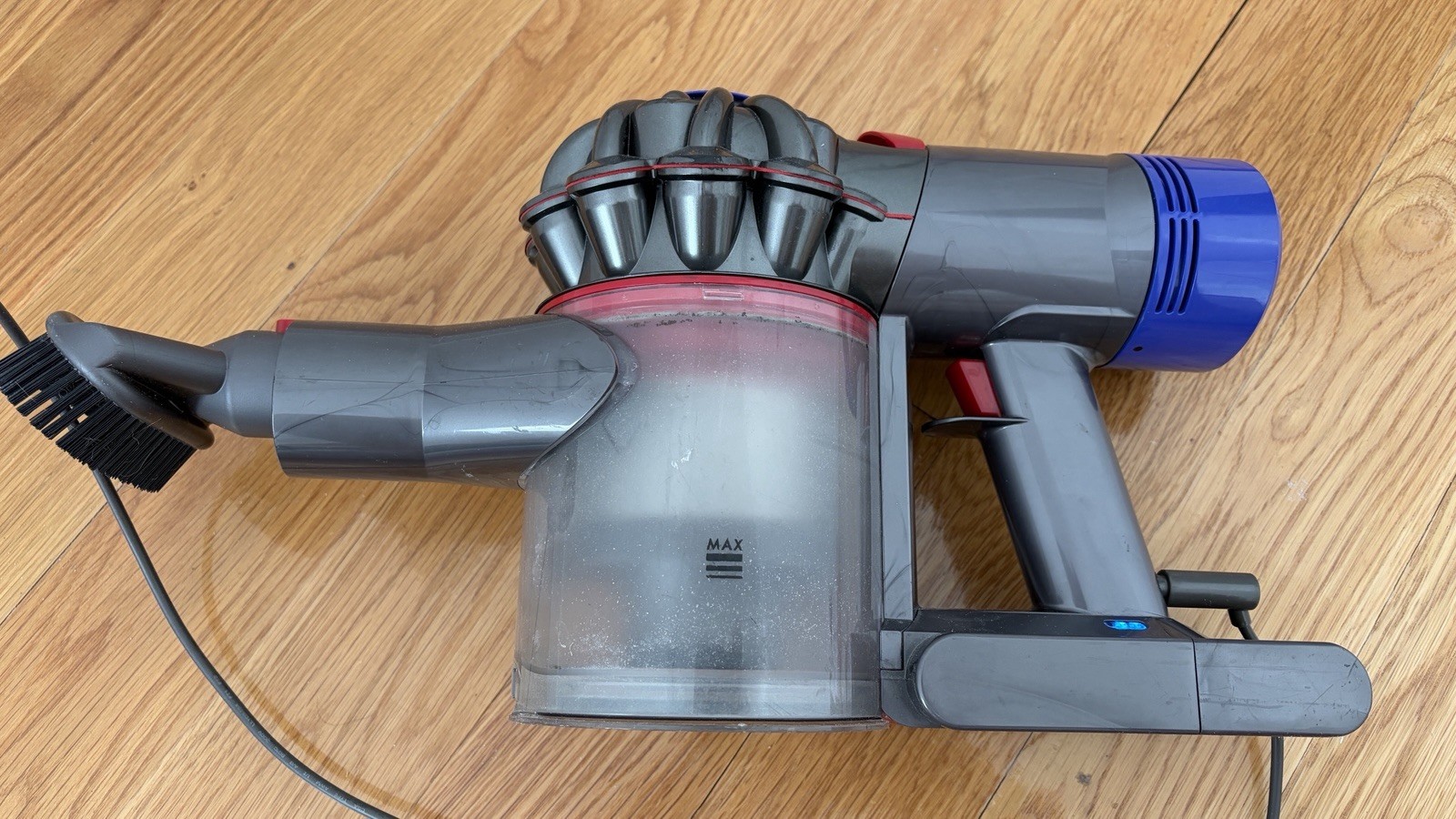 Dyson V8 Absolute Vacuum - photo 5