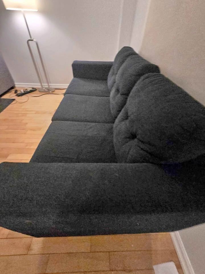 Navy blue 3 seater couch