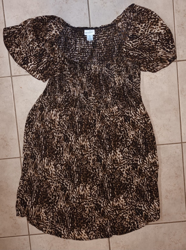 8 Maternity Clothes - Large - Dresses, Sweater, Jacket, Skirt