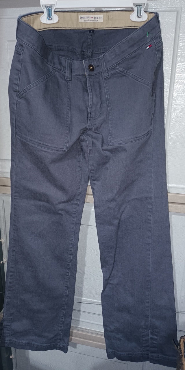 Women's Size 5 Dark Grey Jeans Pants