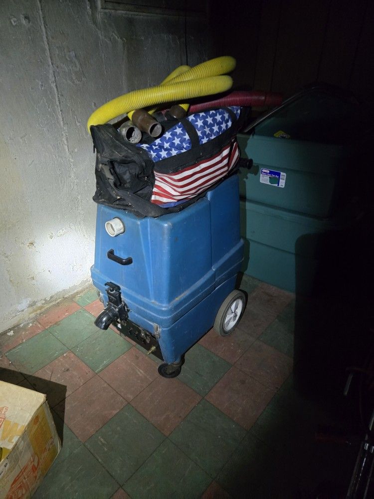 Industrial Carpet Cleaner & Blower