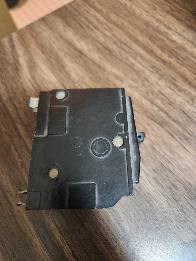 Square D 30 Amp Breaker - photo 5