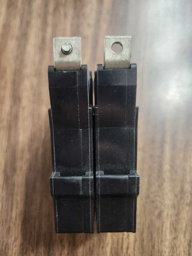 COMMANDER 30A Circuit Breaker - photo 3
